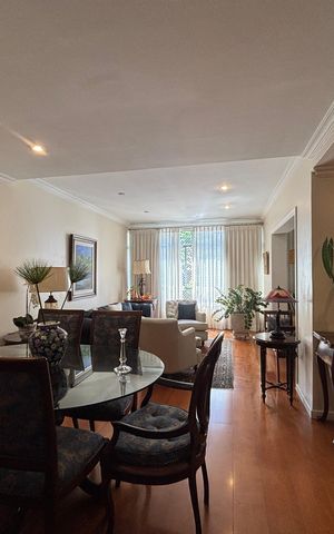 Apartamento à venda com 128m², 2 quartos e 1 vaga Apartamento à venda com 128m², 2 quartos e 1 vagaSala