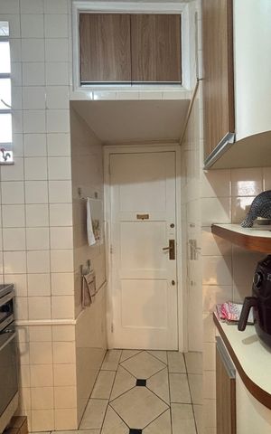 Apartamento à venda com 128m², 2 quartos e 1 vaga Apartamento à venda com 128m², 2 quartos e 1 vagaCozinha