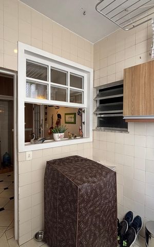 Apartamento à venda com 128m², 2 quartos e 1 vaga Apartamento à venda com 128m², 2 quartos e 1 vagaÁrea de serviço