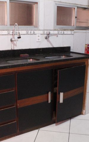 Casa de condomínio à venda com 208m², 4 quartos e 2 vagasCozinha