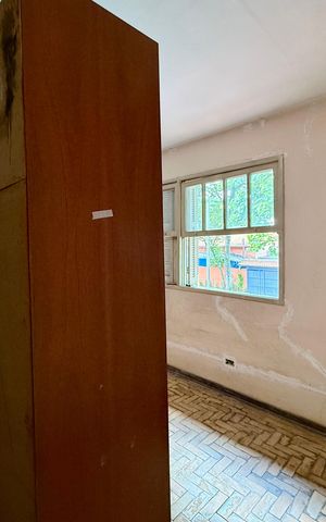 Casa à venda com 170m², 4 quartos e 2 vagas Casa à venda com 170m², 4 quartos e 2 vagasQuarto 3