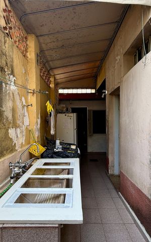 Casa à venda com 170m², 4 quartos e 2 vagas Casa à venda com 170m², 4 quartos e 2 vagasÁrea de Serviço
