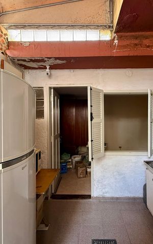 Casa à venda com 170m², 4 quartos e 2 vagas Casa à venda com 170m², 4 quartos e 2 vagasÁrea de Serviço
