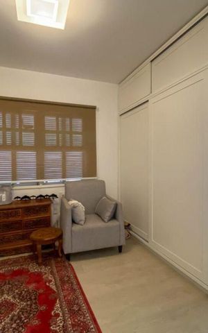 Casa para alugar com 600m², 3 quartos e 4 vagas Casa para alugar com 600m², 3 quartos e 4 vagasQuarto