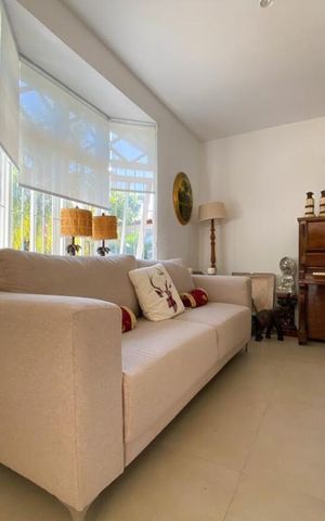 Casa para alugar com 600m², 3 quartos e 4 vagas Casa para alugar com 600m², 3 quartos e 4 vagasSala