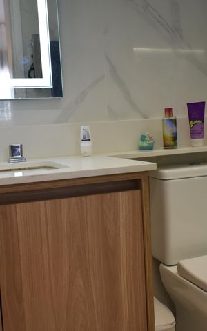 Apartamento à venda com 89m², 2 quartos e 1 vagaBanheiro da Suíte 1