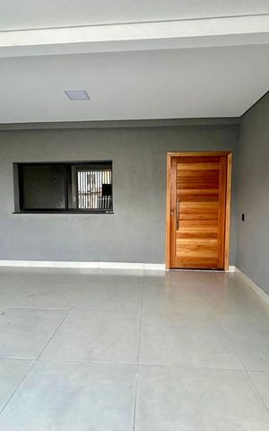 Casa à venda com 134m², 3 quartos e 2 vagas Casa à venda com 134m², 3 quartos e 2 vagasGaragem