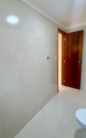 Casa à venda com 134m², 3 quartos e 2 vagas Casa à venda com 134m², 3 quartos e 2 vagasBanheiro 1
