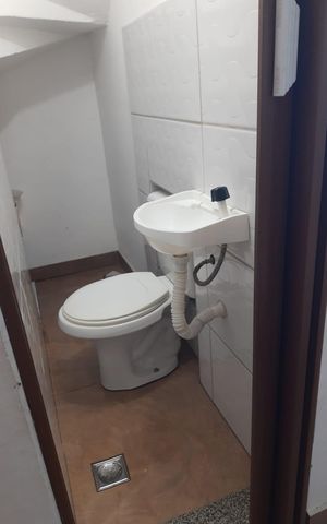 Casa de condomínio à venda com 70m², 2 quartos e 1 vaga Casa de condomínio à venda com 70m², 2 quartos e 1 vagaLavabo
