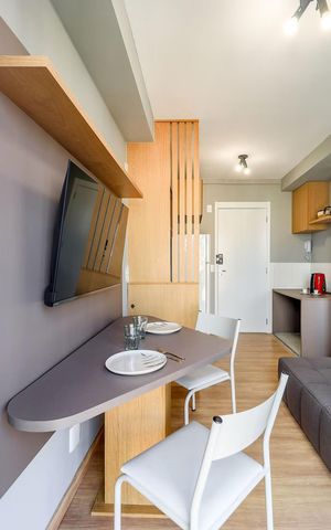 Studio para alugar com 32m², 1 quarto e sem vaga Studio para alugar com 32m², 1 quarto e sem vagaSala