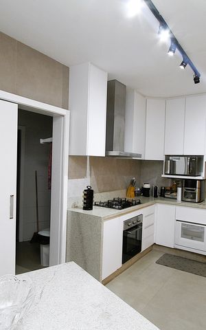 Apartamento à venda com 107m², 3 quartos e 2 vagasCozinha