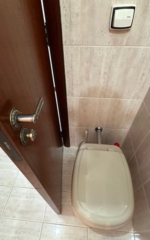 Casa à venda com 155m², 2 quartos e 2 vagasBanheiro