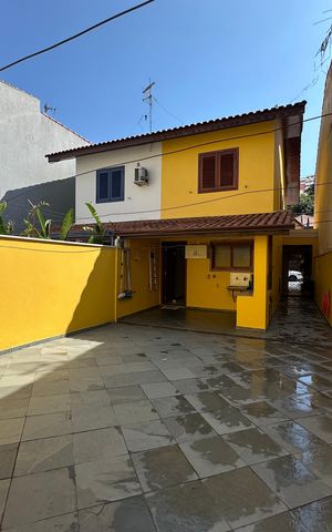 Casa à venda com 155m², 2 quartos e 2 vagasQuintal