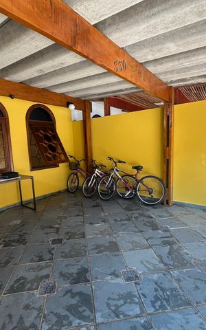Casa à venda com 155m², 2 quartos e 2 vagasGaragem