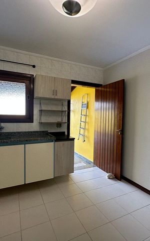 Casa à venda com 155m², 2 quartos e 2 vagasCozinha