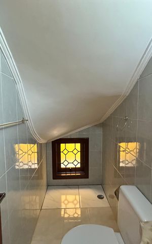 Casa à venda com 155m², 2 quartos e 2 vagasLavabo