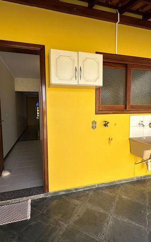 Casa à venda com 155m², 2 quartos e 2 vagasÁrea de Serviço