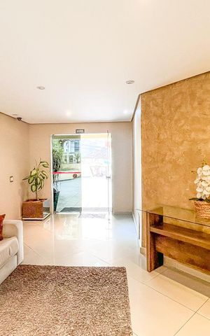 Apartamento à venda com 58m², 2 quartos e 1 vaga Apartamento à venda com 58m², 2 quartos e 1 vagaHall social