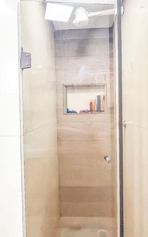 Apartamento à venda com 58m², 2 quartos e 1 vaga Apartamento à venda com 58m², 2 quartos e 1 vagaBanheiro