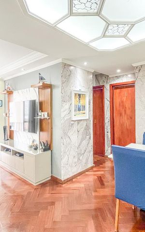 Apartamento à venda com 58m², 2 quartos e 1 vaga Apartamento à venda com 58m², 2 quartos e 1 vagaSala