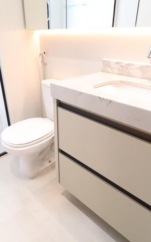 Apartamento para alugar com 86m², 2 quartos e 2 vagasBanheiro do Quarto 1