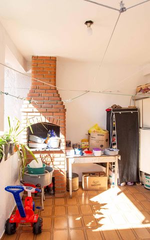 Casa à venda com 200m², 3 quartos e 2 vagasÁrea de Serviço
