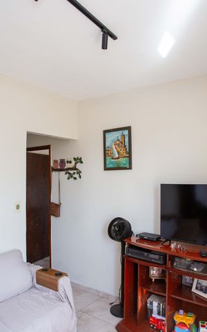 Casa à venda com 200m², 3 quartos e 2 vagasSala