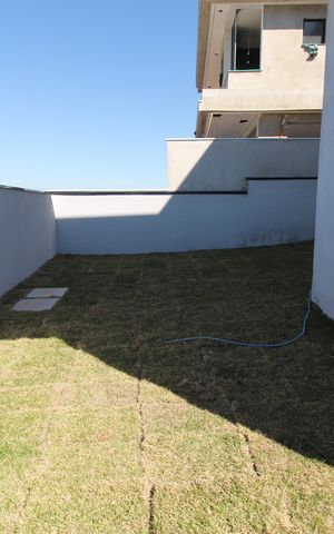 Casa de condomínio para alugar com 265m², 3 quartos e 4 vagasQuintal