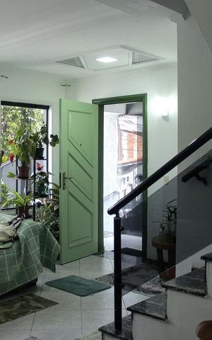 Casa para alugar com 250m², 3 quartos e 8 vagasSala 