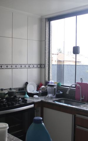 Casa para alugar com 250m², 3 quartos e 8 vagasCozinha 