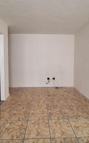 Apartamento à venda com 60m², 2 quartos e 1 vagaSala