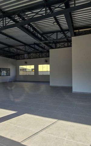 Casa de condomínio à venda com 150m², 3 quartos e 1 vaga Casa de condomínio à venda com 150m², 3 quartos e 1 vagaÁrea comum - Salão de festas