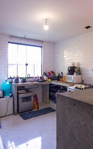 Casa de condomínio à venda com 150m², 3 quartos e 1 vaga Casa de condomínio à venda com 150m², 3 quartos e 1 vagaCozinha