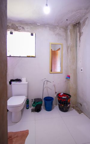 Casa de condomínio à venda com 150m², 3 quartos e 1 vaga Casa de condomínio à venda com 150m², 3 quartos e 1 vagaBanheiro das Suítes 2 e 3