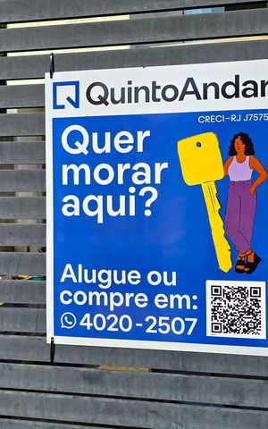 Casa de condomínio à venda com 150m², 3 quartos e 1 vaga Casa de condomínio à venda com 150m², 3 quartos e 1 vagaPlaca