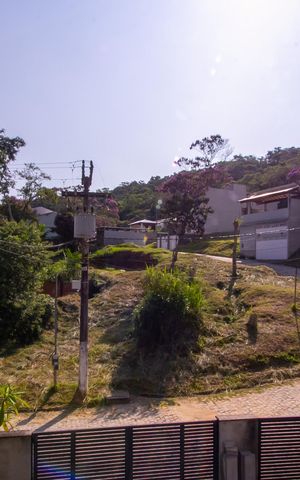 Casa de condomínio à venda com 150m², 3 quartos e 1 vaga Casa de condomínio à venda com 150m², 3 quartos e 1 vagaVista da Varanda da Suíte 1