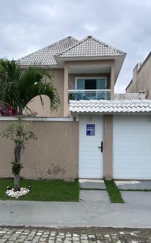 Casa de condomínio à venda com 180m², 4 quartos e 2 vagas Casa de condomínio à venda com 180m², 4 quartos e 2 vagasPlaquinha Quinto Andar