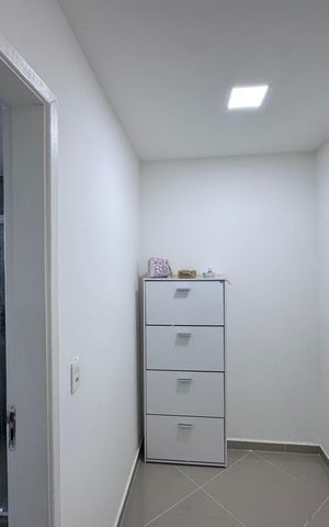 Casa de condomínio à venda com 180m², 4 quartos e 2 vagas Casa de condomínio à venda com 180m², 4 quartos e 2 vagasSuíte 4 - Closet