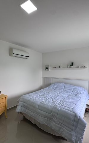 Casa de condomínio à venda com 180m², 4 quartos e 2 vagas Casa de condomínio à venda com 180m², 4 quartos e 2 vagasSuíte 4