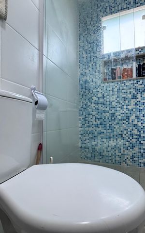 Casa de condomínio à venda com 180m², 4 quartos e 2 vagas Casa de condomínio à venda com 180m², 4 quartos e 2 vagasSuíte 3 - Banheiro