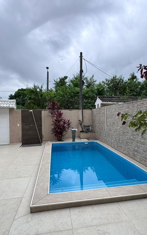 Casa de condomínio à venda com 180m², 4 quartos e 2 vagas Casa de condomínio à venda com 180m², 4 quartos e 2 vagasÁrea externa