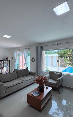 Casa de condomínio à venda com 180m², 4 quartos e 2 vagas Casa de condomínio à venda com 180m², 4 quartos e 2 vagasSala