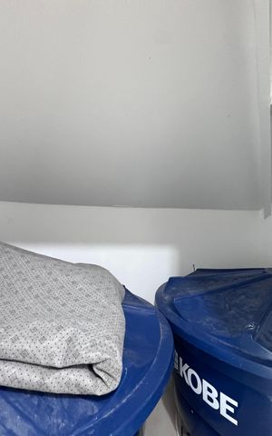 Casa de condomínio à venda com 180m², 4 quartos e 2 vagas Casa de condomínio à venda com 180m², 4 quartos e 2 vagasSótão - Compartimento Caixa D´água