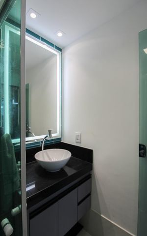 Apartamento à venda com 105m², 3 quartos e 1 vaga Apartamento à venda com 105m², 3 quartos e 1 vagaBanheiro da Suíte
