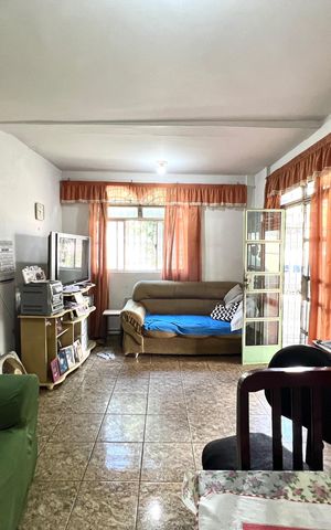 Casa à venda com 360m², 3 quartos e 1 vaga