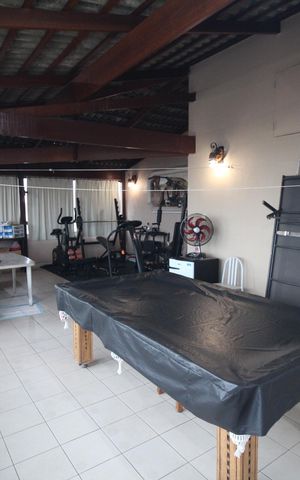 Apartamento à venda com 250m², 4 quartos e 4 vagasCobertura