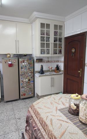 Apartamento à venda com 250m², 4 quartos e 4 vagasCozinha