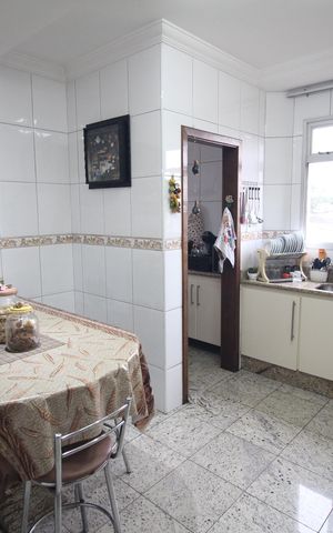 Apartamento à venda com 250m², 4 quartos e 4 vagasCozinha
