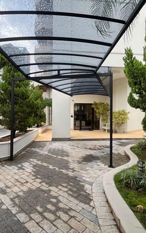 Apartamento à venda com 121m², 2 quartos e 3 vagas Apartamento à venda com 121m², 2 quartos e 3 vagasÁrea comum