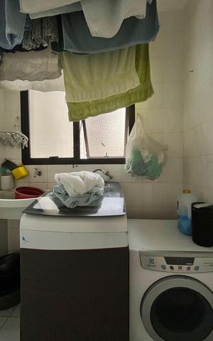 Apartamento à venda com 121m², 2 quartos e 3 vagas Apartamento à venda com 121m², 2 quartos e 3 vagasÁrea de Serviço
